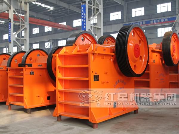 1200×1500復(fù)擺式破碎機(jī)