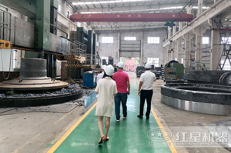 客戶到設(shè)備生產(chǎn)車間實地考察 客戶到設(shè)備生產(chǎn)車間實地考察