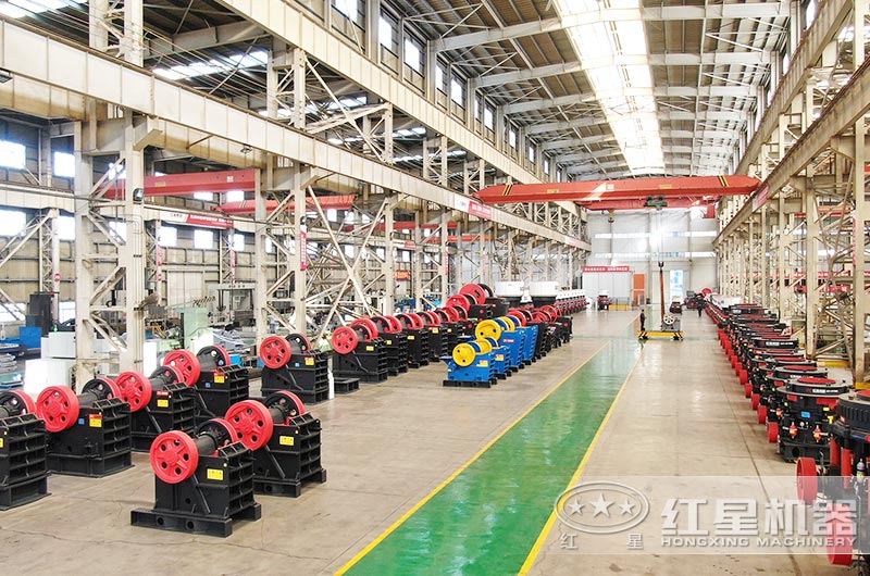 固定式碎石破碎機(jī)圖片 固定式碎石破碎機(jī)圖片