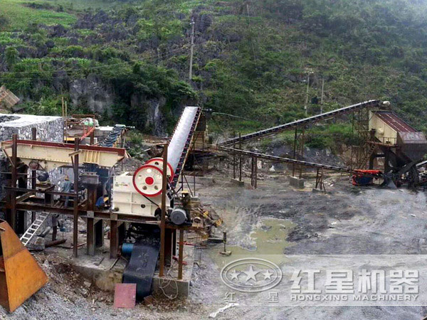 粗碎破碎機(jī)性能優(yōu)勢(shì)