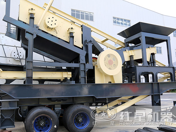 機動性能超高的移動破碎站展示