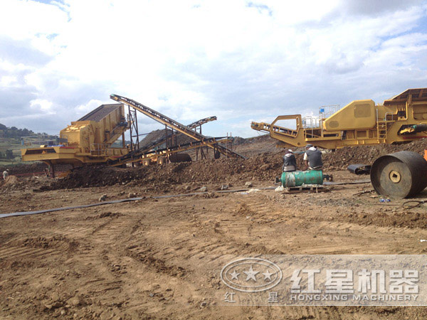 新型車載移動式碎石機處理建筑垃圾現(xiàn)場 新型車載移動式碎石機處理建筑垃圾現(xiàn)場