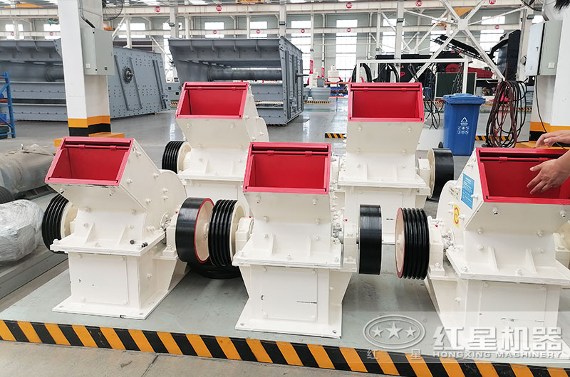 錘式破碎機(jī)圖片 錘式破碎機(jī)圖片