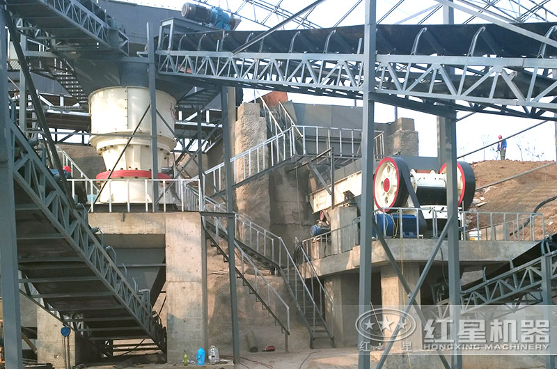 大型破石機工作現(xiàn)場圖片 大型破石機工作現(xiàn)場圖片