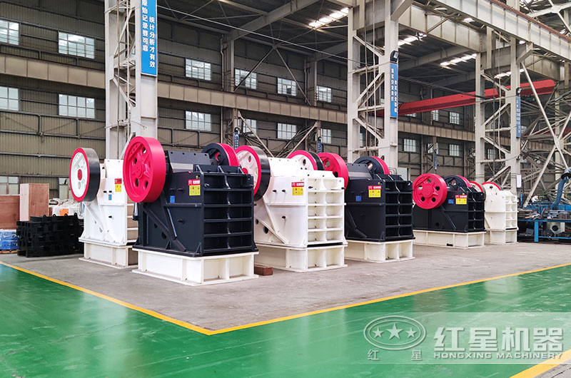 顎式巖石破碎機(jī)圖片 顎式巖石破碎機(jī)圖片