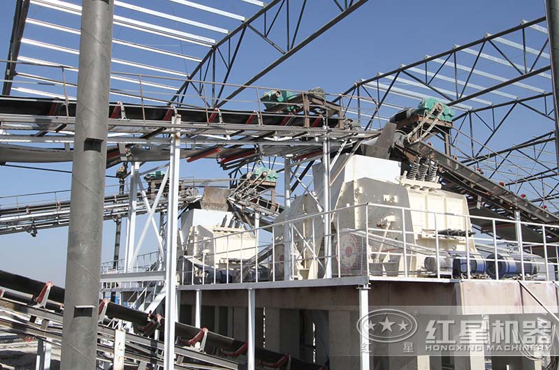 反擊破碎機圖片