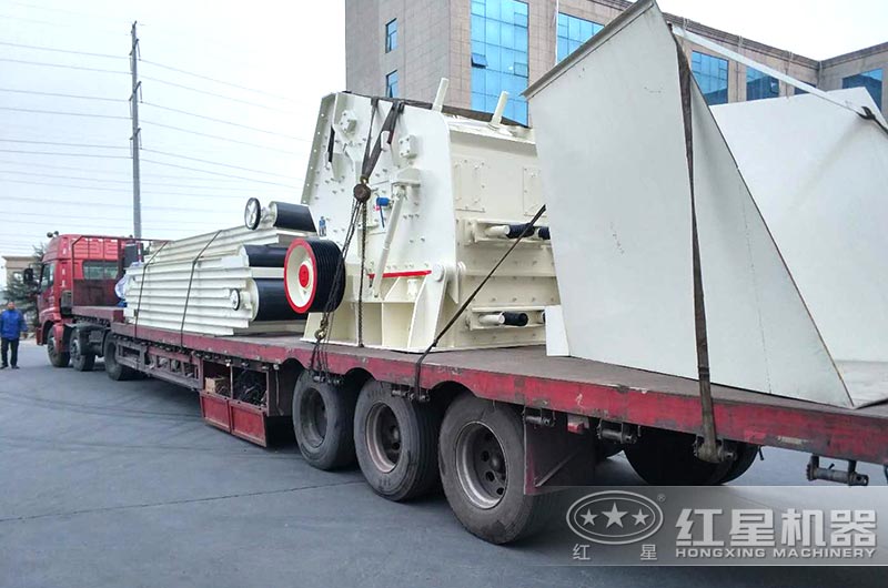 設(shè)備裝車(chē)發(fā)貨中 設(shè)備裝車(chē)發(fā)貨中