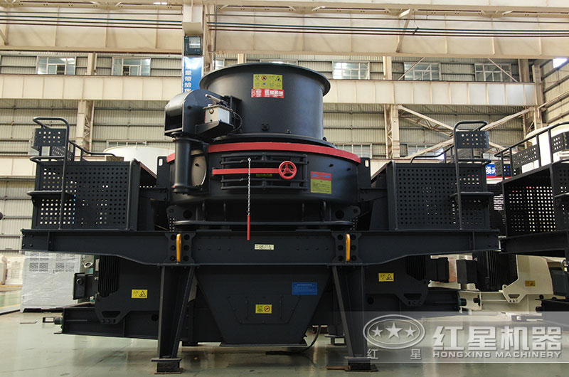 沖擊式碎石機(jī)圖片 沖擊式碎石機(jī)圖片