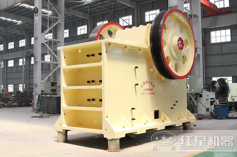 大型顎式破石機圖片 大型顎式破石機圖片