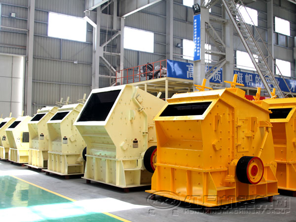 反擊錘式破碎機介紹