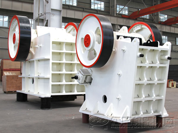 德版顎式破碎機