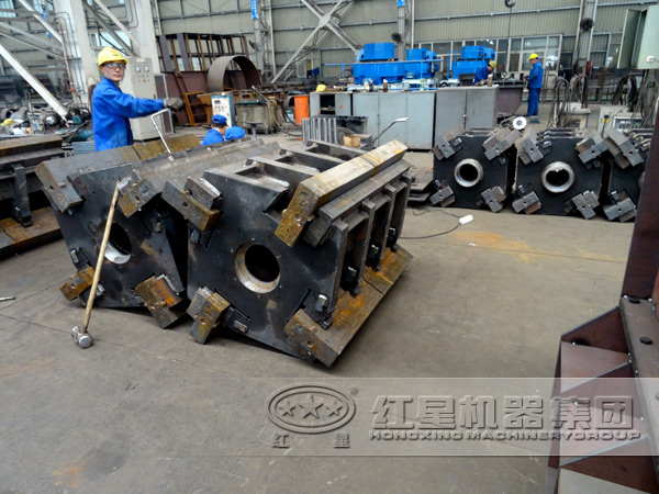 反擊式破碎機(jī)生產(chǎn)制造