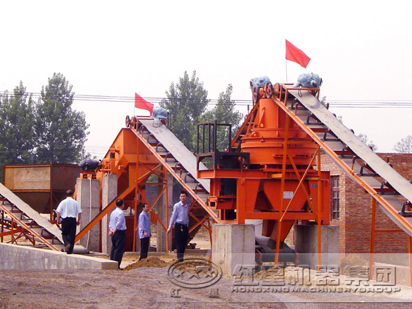 沖擊式制砂機(jī)現(xiàn)場(chǎng)指導(dǎo)