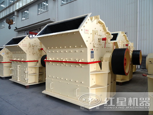 風(fēng)化石細(xì)碎機(jī) 風(fēng)化石細(xì)碎機(jī)