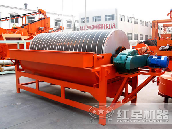 干式鐵粉磁選機(jī) 干式鐵粉磁選機(jī)