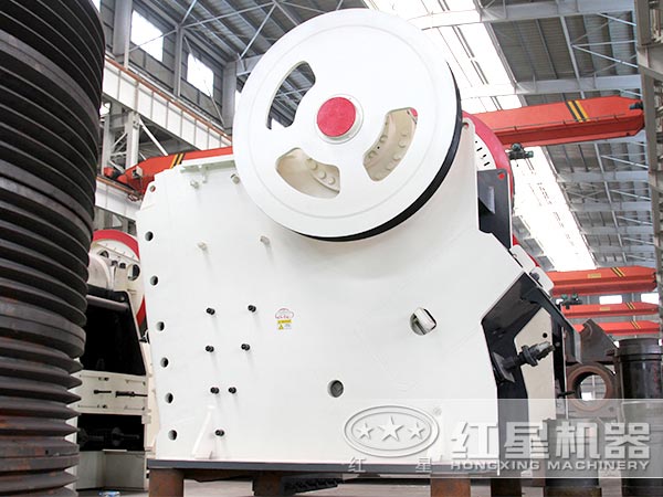 顎式制砂機(jī)展示 顎式制砂機(jī)展示