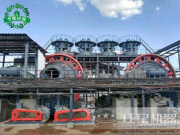 500噸大型球磨機(jī)工作現(xiàn)場(chǎng)，環(huán)保性能佳
