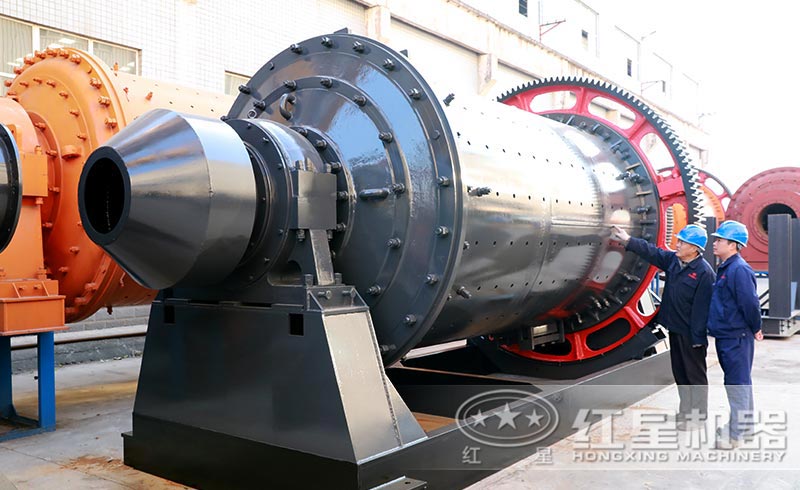 專業(yè)技術人員對成品球磨機檢驗 專業(yè)技術人員對成品球磨機檢驗