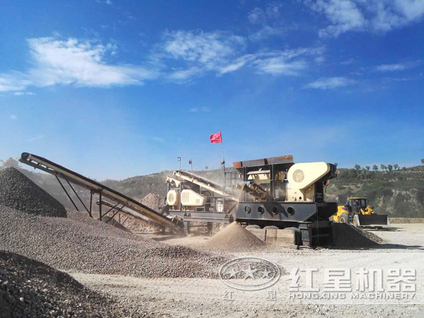 運用于礦山建筑的移動破碎機 運用于礦山建筑的移動破碎機