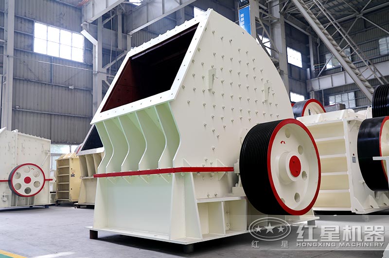 錘式破碎機(jī)設(shè)備展示 錘式破碎機(jī)設(shè)備展示