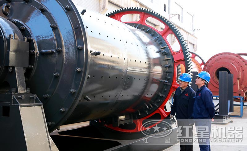 紅星機器技術人員檢驗球磨機質量 紅星機器技術人員檢驗球磨機質量