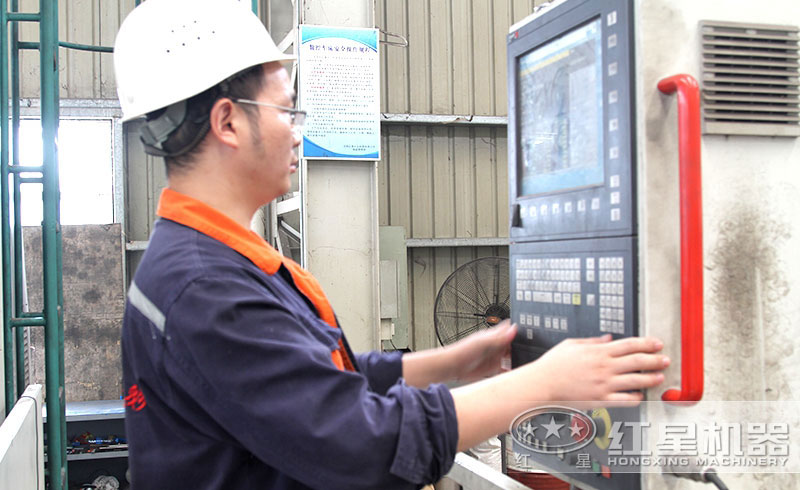 新一代單缸圓錐破碎機(jī)自動(dòng)化控制系統(tǒng) 新一代單缸圓錐破碎機(jī)自動(dòng)化控制系統(tǒng)