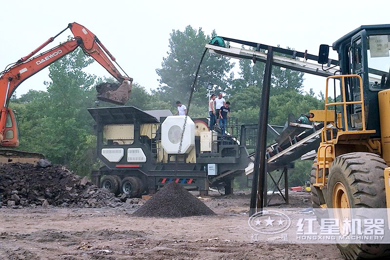 煤矸石破碎現(xiàn)場