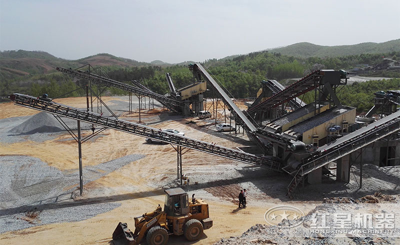 砂石廠作業(yè)現(xiàn)場