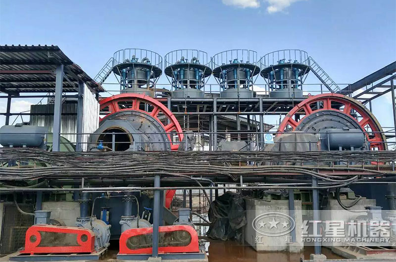 紅星機(jī)器濕式球磨機(jī)作業(yè)現(xiàn)場(chǎng) 紅星機(jī)器濕式球磨機(jī)作業(yè)現(xiàn)場(chǎng)