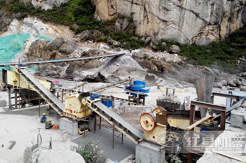 機制砂廠作業(yè)現(xiàn)場 機制砂廠作業(yè)現(xiàn)場