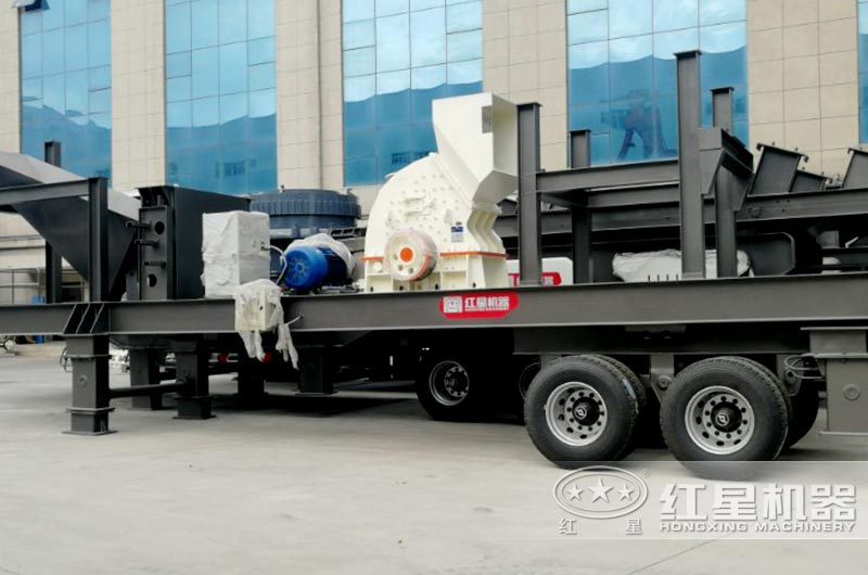 新型移動錘式破碎機 新型移動錘式破碎機