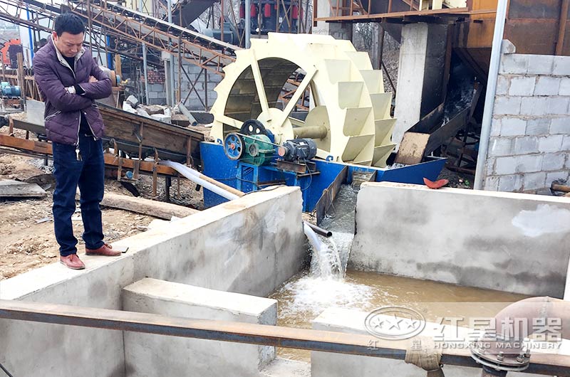 水洗沙機(jī)設(shè)備配置的沉淀池 水洗沙機(jī)設(shè)備配置的沉淀池