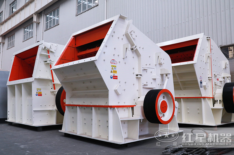 PF錘式反擊式破碎機(jī) PF錘式反擊式破碎機(jī)