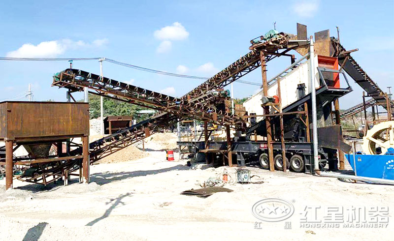 制砂洗砂一體機作業(yè)現(xiàn)場 制砂洗砂一體機作業(yè)現(xiàn)場