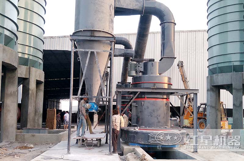 紅星機器為用戶配置的磨粉機生產現場