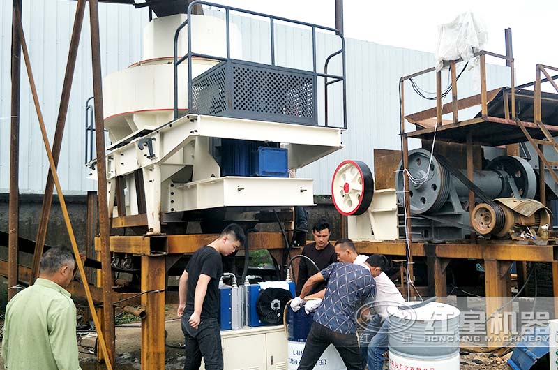 河沙制沙機(jī)安裝現(xiàn)場(chǎng) 河沙制沙機(jī)安裝現(xiàn)場(chǎng)