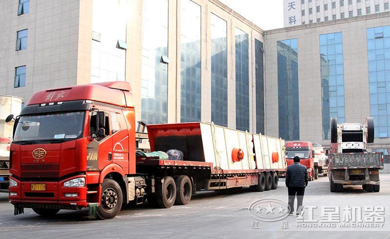 紅星機(jī)器篩沙子機(jī)器準(zhǔn)備發(fā)往用戶手中 紅星機(jī)器篩沙子機(jī)器準(zhǔn)備發(fā)往用戶手中