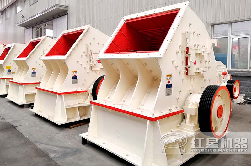 重錘式破碎機車間設(shè)備 重錘式破碎機車間設(shè)備