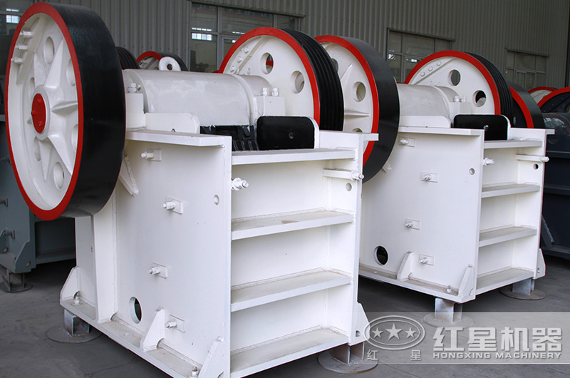鄂式細破碎機 鄂式細破碎機