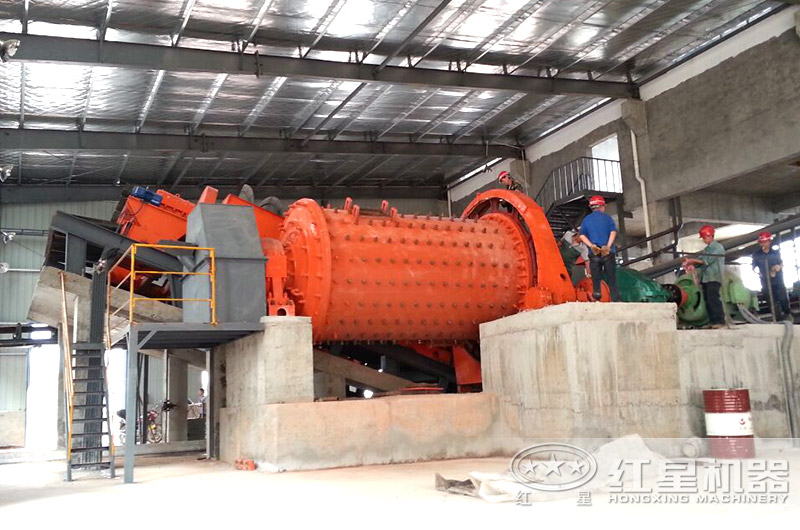 球磨機(jī)客戶生產(chǎn)現(xiàn)場(chǎng) 球磨機(jī)客戶生產(chǎn)現(xiàn)場(chǎng)