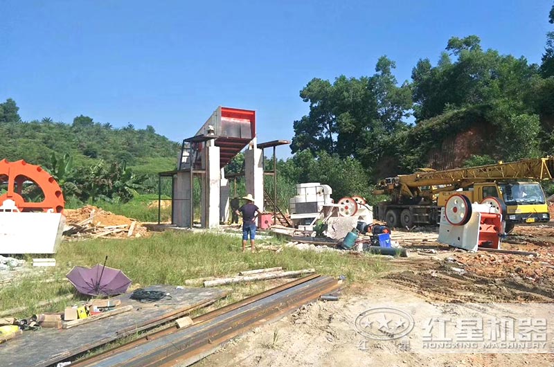 石塊破碎機(jī)安裝現(xiàn)場