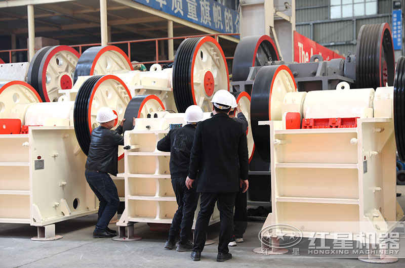 顎式破碎機 顎式破碎機